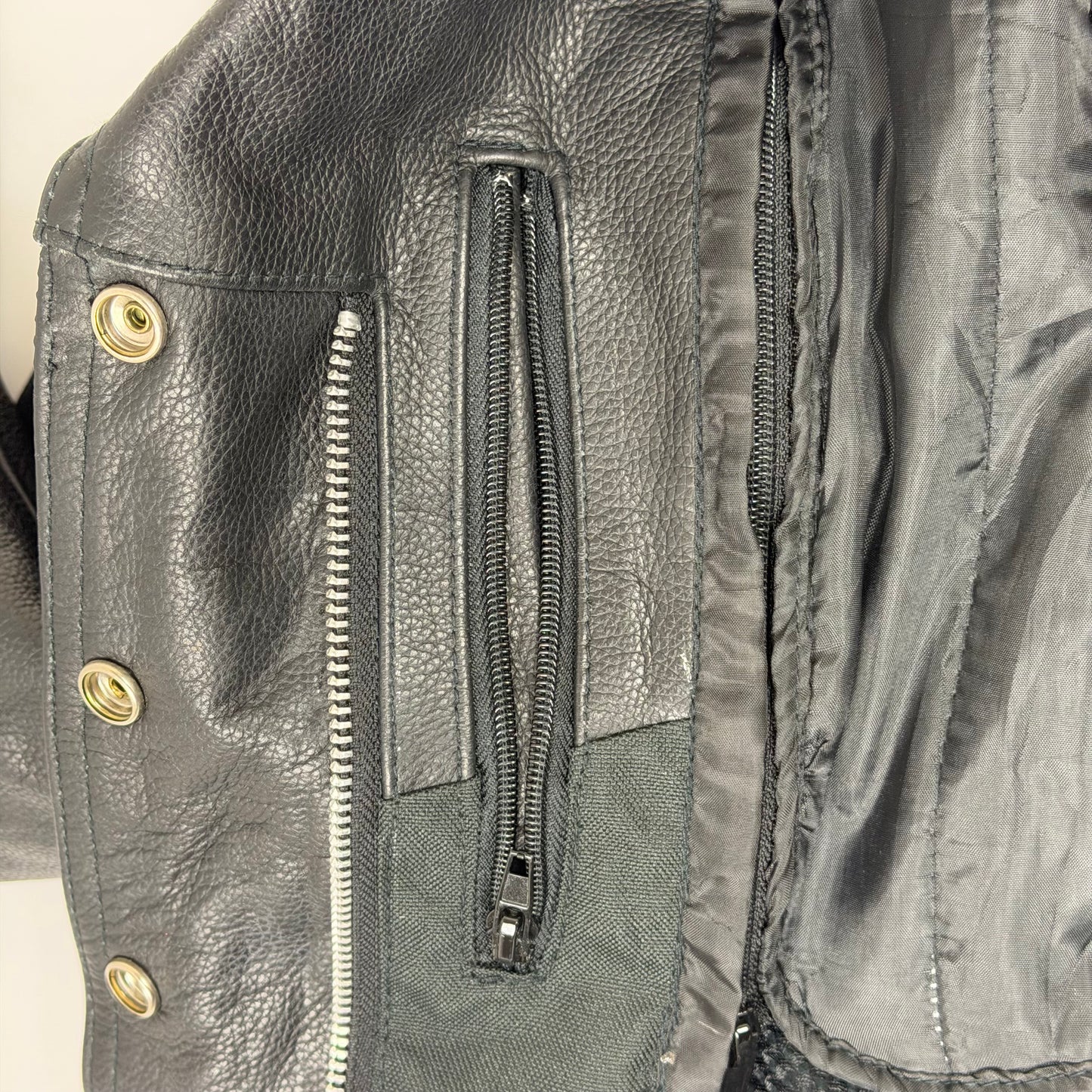 PAPA’S LEATHER BARN Leather Motorcycle Jacket