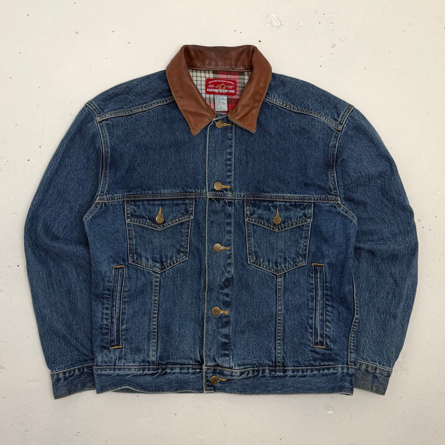 MARLBORO COUNTY STORE 1980’s Denim Jacket / Leather Collar