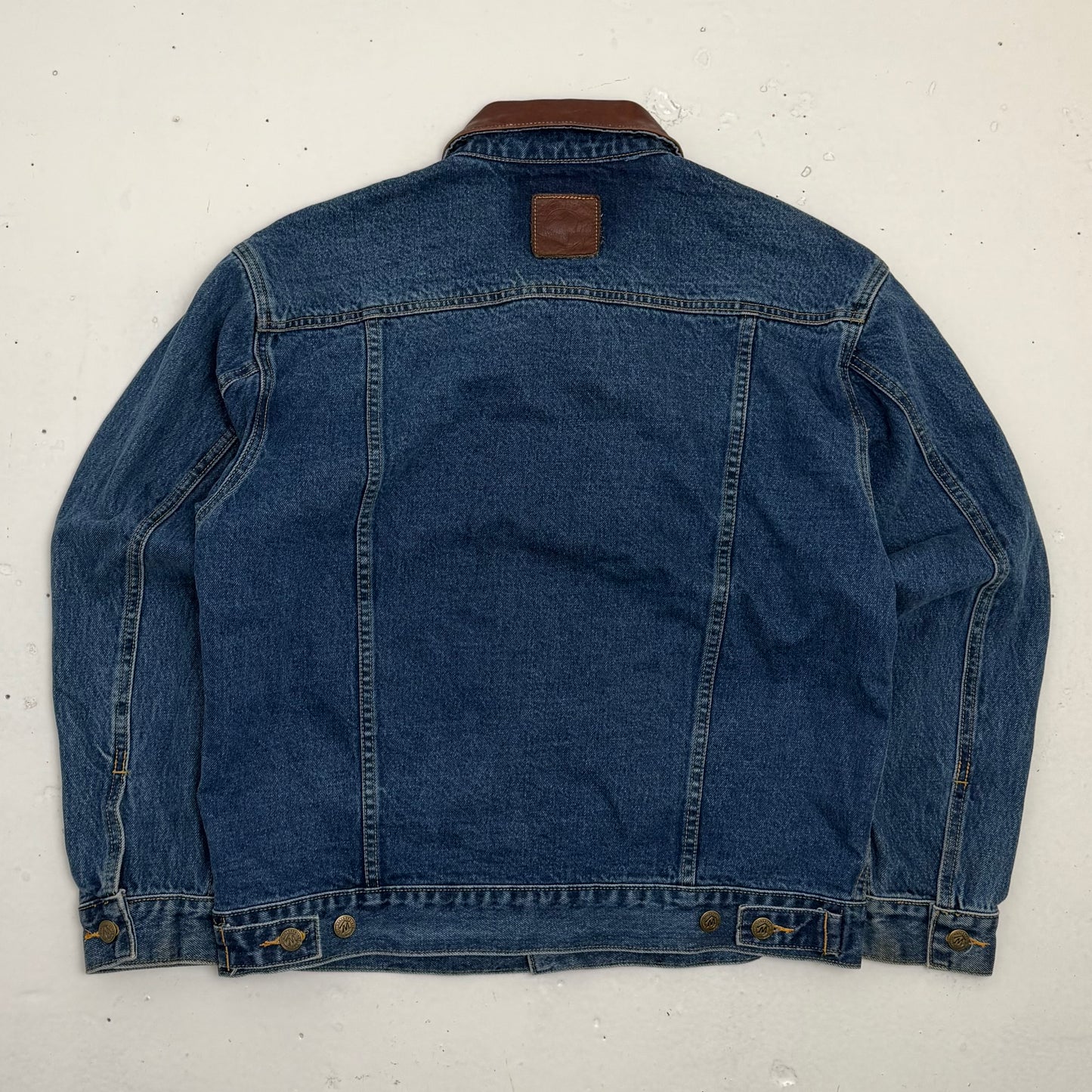 MARLBORO COUNTY STORE 1980’s Denim Jacket / Leather Collar