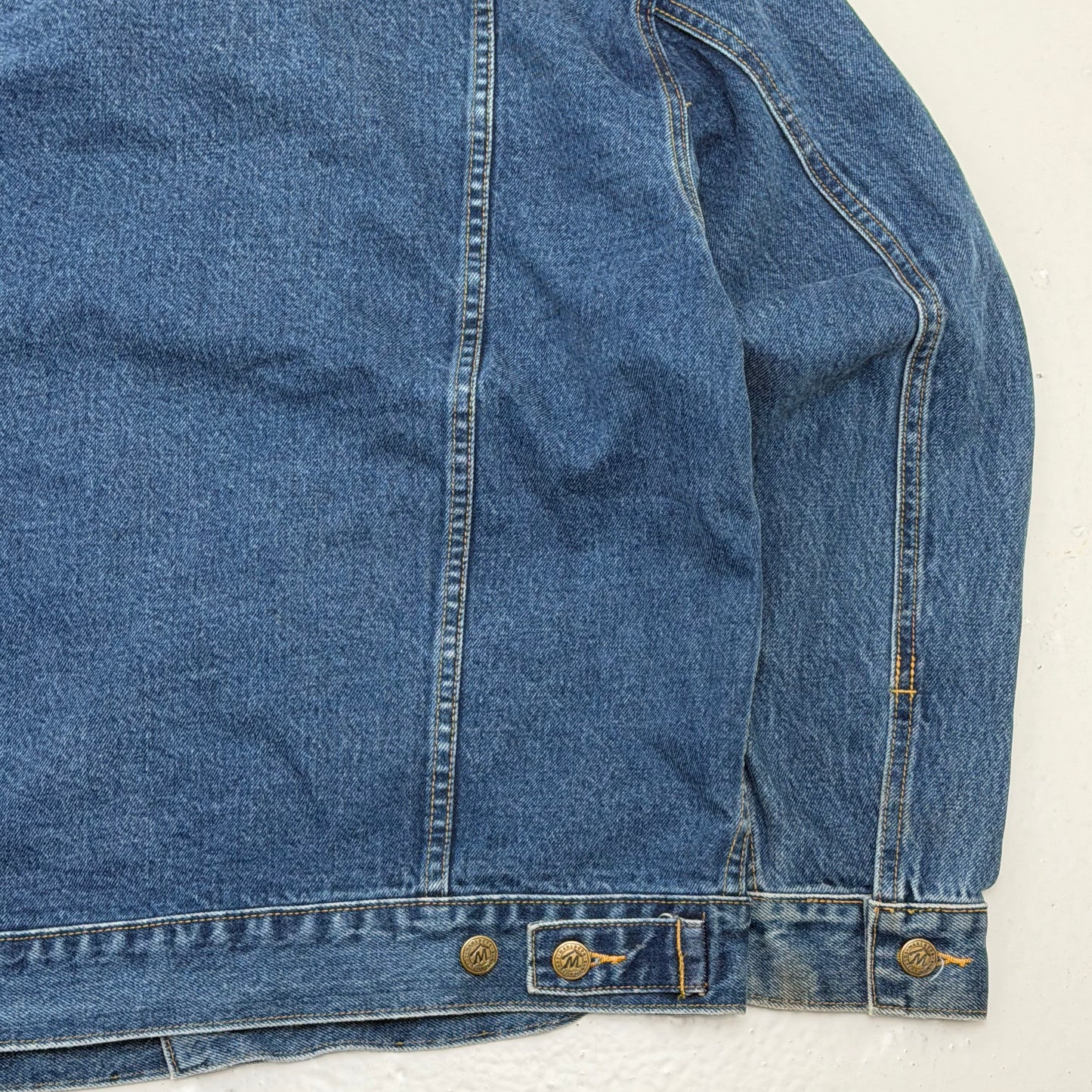 MARLBORO COUNTY STORE 1980’s Denim Jacket / Leather Collar